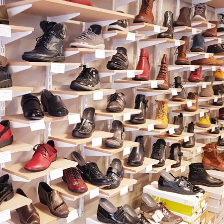 Chaussures hommes à femmes