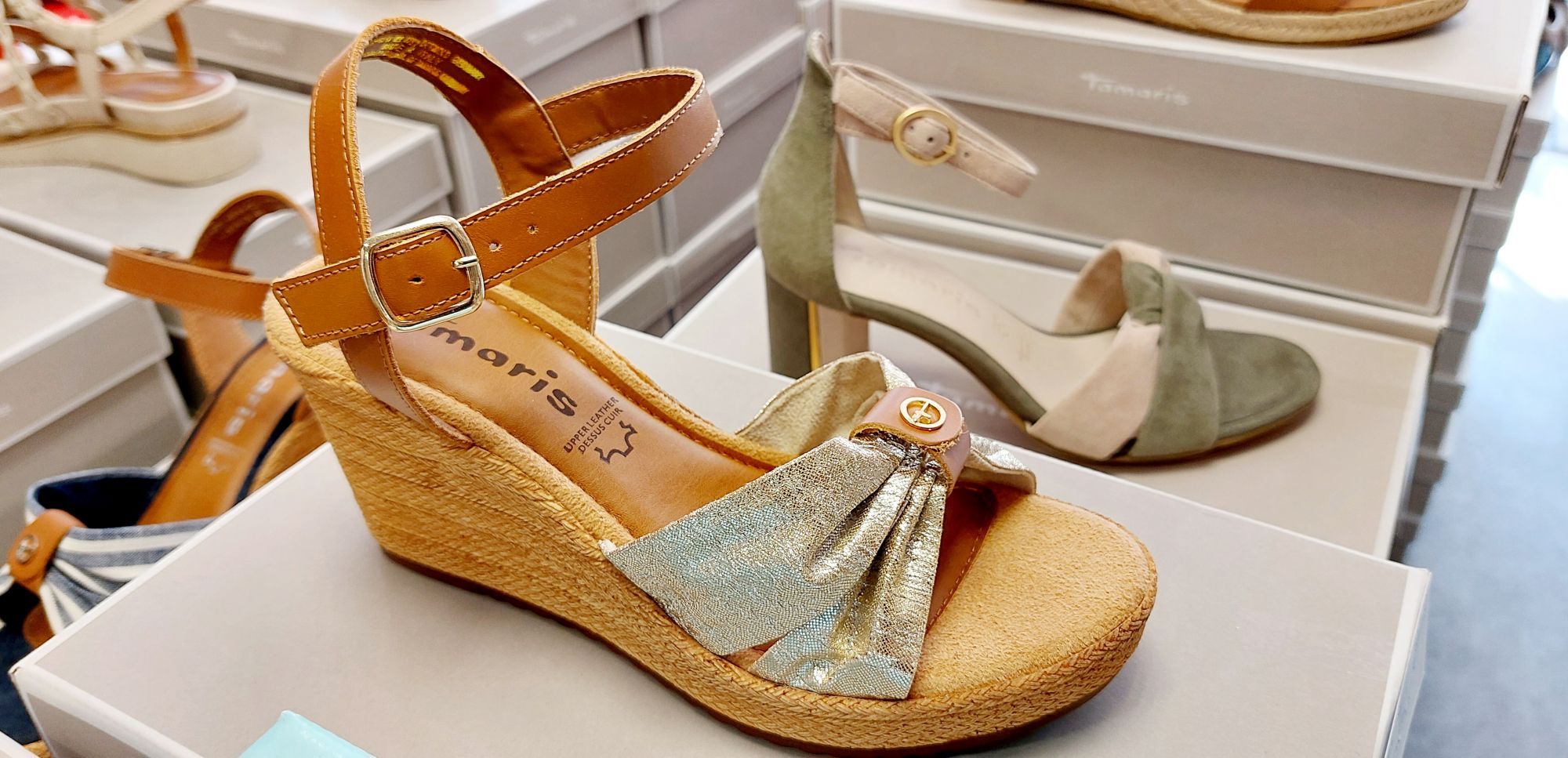 La Boite À Chaussures